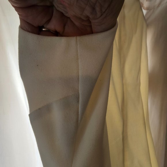 Ivanka Trump Ivory Dress Size 16 Gold Chain Sheath - Picture 7 of 10